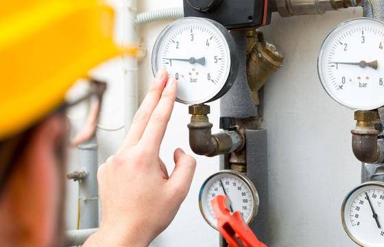 LA DIFFERENZA TRA GESTORE, FORNITORE E DISTRIBUTORE DI LUCE E GAS